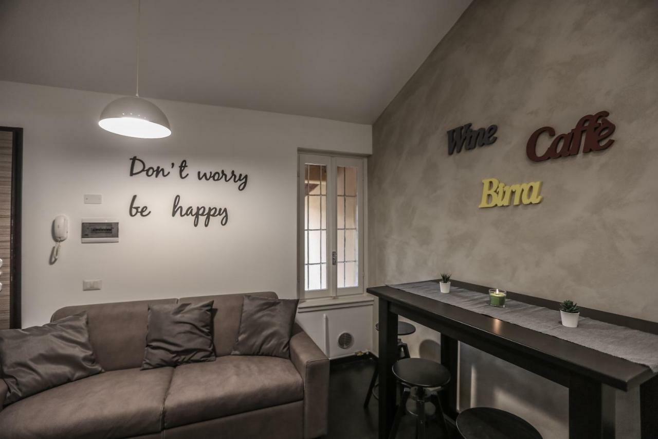 Stylish Apartment Near Duomo มิลาน ภายนอก รูปภาพ