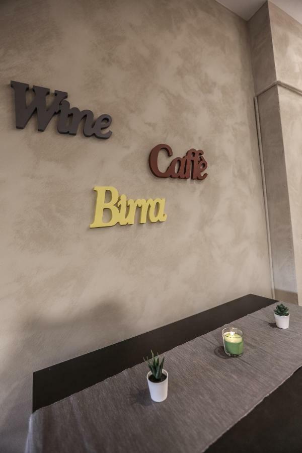 Stylish Apartment Near Duomo มิลาน ภายนอก รูปภาพ